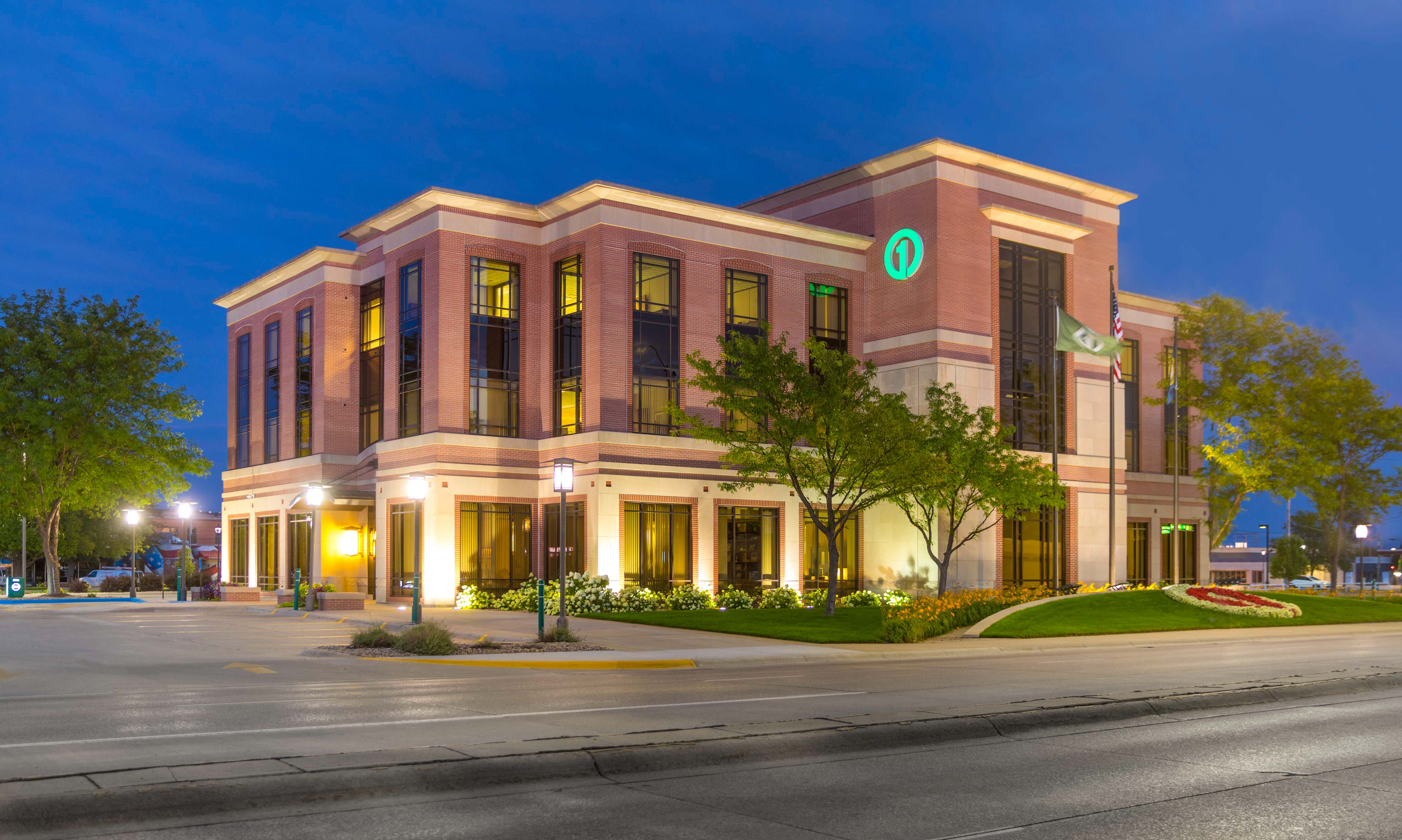 FNBO Grand Island | Wilkins ADP | Corporate Architecture
